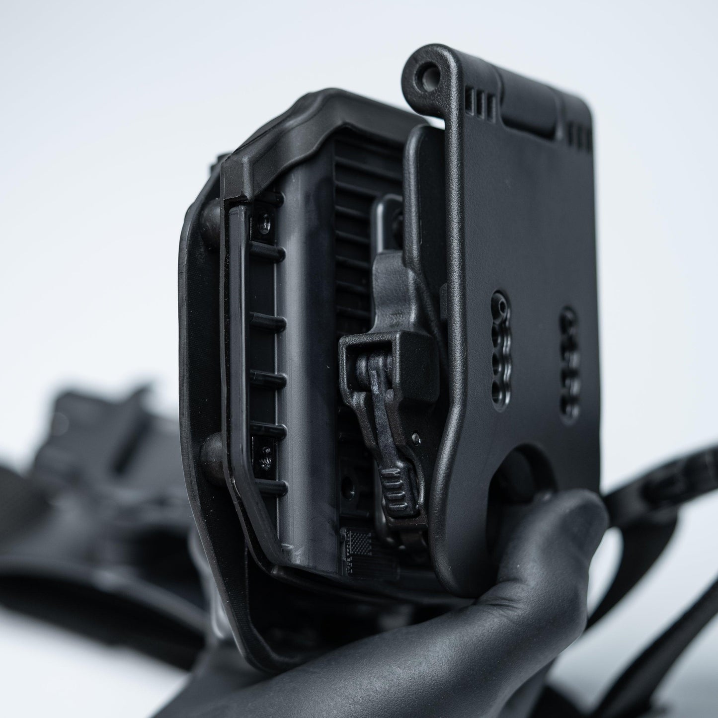 closer picture alien gear drop leg holsters