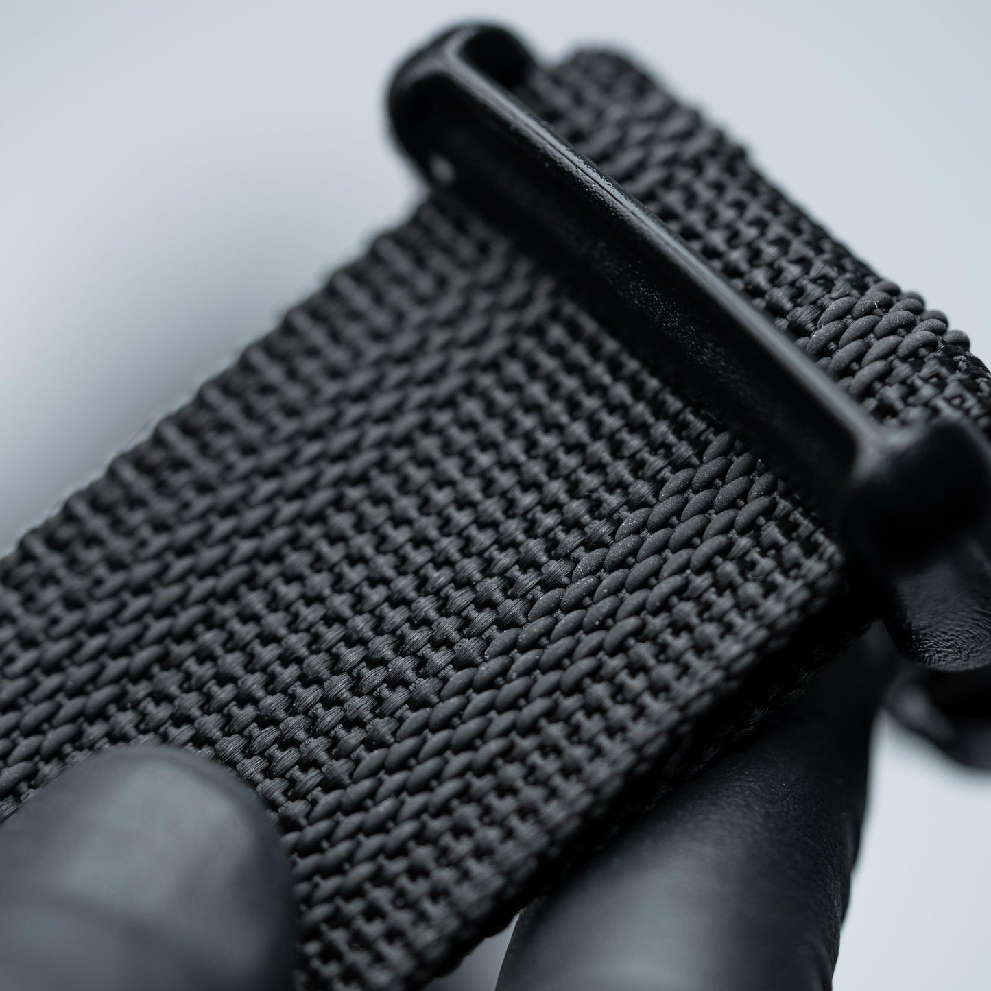 Cloak Chest Holster - Alien Gear Holsters material picture