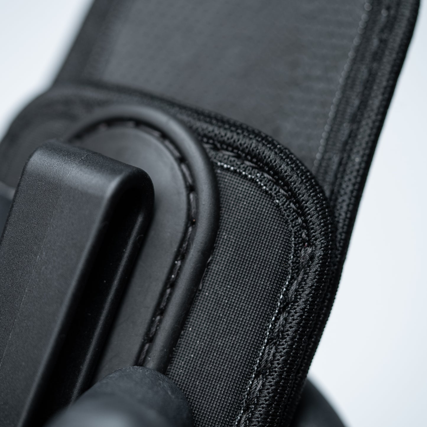 Grip Tuck Mag Carrier